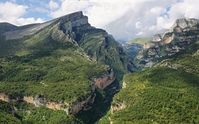 阿尼斯克洛峡谷，奥德萨和佩尔迪多山国家公园，韦斯卡，西班牙 